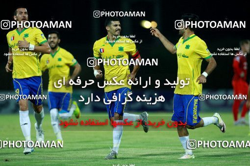 1294752, Abadan, , Iran Pro League، Persian Gulf Cup، 2018-19 season، First Leg، Week 9، Sanat Naft Abadan 2 v ۱ Tractor S.C. on 2018/10/20 at Takhti Stadium Abadan