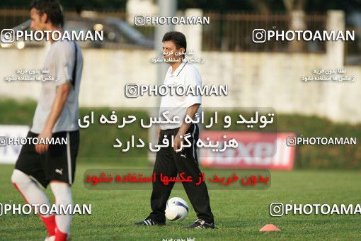 1297782, Kuala Lumpur, , مسابقات فوتبال جام ملت های آسیا 2007 مالزی, Iran National Football Team Training Session on 2007/07/05 at مجموعه ورزشی ویسما اف ای ام کوالالامپور