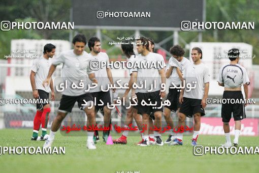 1297874, Kuala Lumpur, , مسابقات فوتبال جام ملت های آسیا 2007 مالزی, Iran National Football Team Training Session on 2007/07/06 at مجموعه ورزشی پتالیگ جایا کوالالامپور