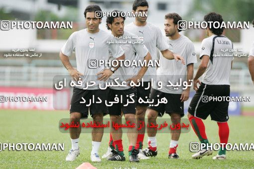 1298060, Kuala Lumpur, , مسابقات فوتبال جام ملت های آسیا 2007 مالزی, Iran National Football Team Training Session on 2007/07/06 at مجموعه ورزشی پتالیگ جایا کوالالامپور