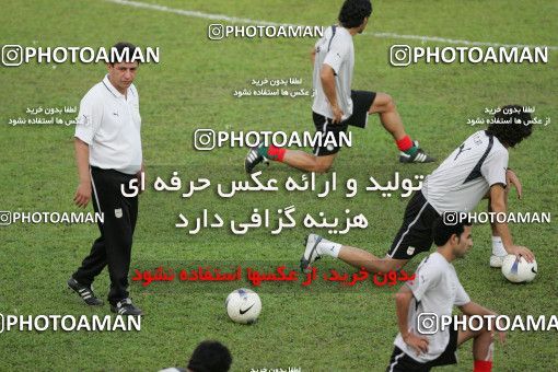 1299176, Kuala Lumpur, , مسابقات فوتبال جام ملت های آسیا 2007 مالزی, Iran National Football Team Training Session on 2007/07/13 at مجموعه ورزشی ام پی اس کوالالامپور