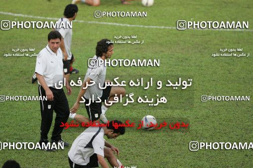 1299117, Kuala Lumpur, , مسابقات فوتبال جام ملت های آسیا 2007 مالزی, Iran National Football Team Training Session on 2007/07/13 at مجموعه ورزشی ام پی اس کوالالامپور