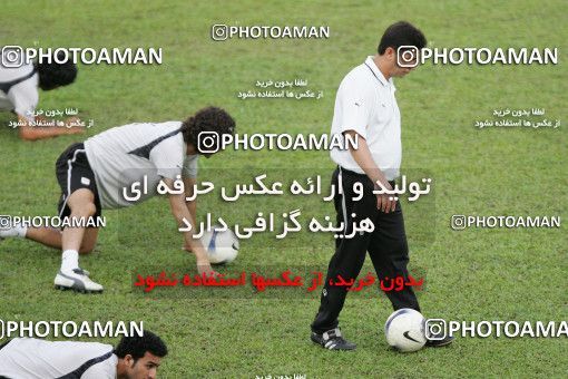 1299151, Kuala Lumpur, , مسابقات فوتبال جام ملت های آسیا 2007 مالزی, Iran National Football Team Training Session on 2007/07/13 at مجموعه ورزشی ام پی اس کوالالامپور