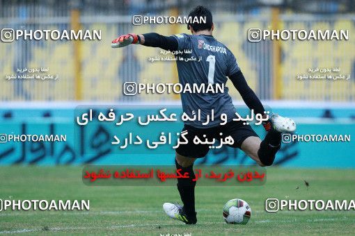 1308900, Masjed Soleyman, , Iran Pro League، Persian Gulf Cup، 2018-19 season، First Leg، Week 12، Naft M Soleyman ۱ v ۱ Sanat Naft Abadan on 2018/11/11 at Behnam Mohammadi Stadium