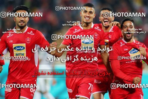 1409309, Tehran, Iran, Iran Pro League، Persian Gulf Cup، 2018-19 season، First Leg، Week 9، Persepolis 2 v ۱ Paykan on 2018/11/19 at Azadi Stadium