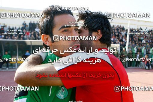 1319439, Hamedan, Iran, Iran Pro League، Persian Gulf Cup، 2008-09 season، Second Leg، Week 19، PAS Hamedan F.C. ۰ v 3 Persepolis on 2008/12/13 at Shahid Mofatteh Stadium