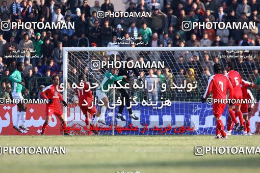 1319226, Hamedan, Iran, Iran Pro League، Persian Gulf Cup، 2008-09 season، Second Leg، Week 19، PAS Hamedan F.C. ۰ v 3 Persepolis on 2008/12/13 at Shahid Mofatteh Stadium