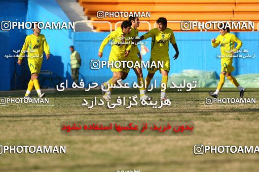 1316330, Ahvaz, , Iran Pro League، Persian Gulf Cup، 2008-09 season، Second Leg، Week 20، Rah Ahan 2 v 2 Esteghlal Ahvaz on 2008/12/29 at Ekbatan Stadium