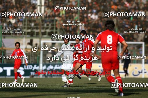 1318894, Isfahan,Fooladshahr, , Iran Pro League، Persian Gulf Cup، 2008-09 season، Second Leg، Week 21، Zob Ahan Esfahan 3 v ۱ Persepolis on 2009/01/03 at Foolad Shahr Stadium