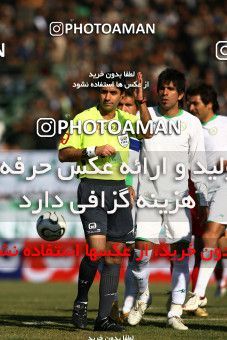 1318896, Isfahan,Fooladshahr, , Iran Pro League، Persian Gulf Cup، 2008-09 season، Second Leg، Week 21، Zob Ahan Esfahan 3 v ۱ Persepolis on 2009/01/03 at Foolad Shahr Stadium