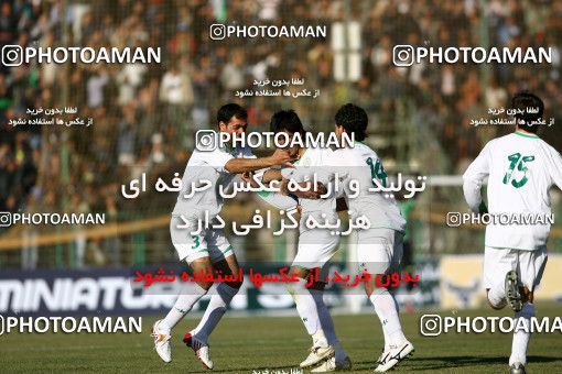 1319065, Isfahan,Fooladshahr, , Iran Pro League، Persian Gulf Cup، 2008-09 season، Second Leg، Week 21، Zob Ahan Esfahan 3 v ۱ Persepolis on 2009/01/03 at Foolad Shahr Stadium