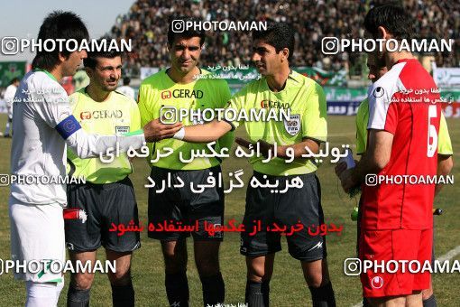 1317753, Isfahan,Fooladshahr, , Iran Pro League، Persian Gulf Cup، 2008-09 season، Second Leg، Week 21، Zob Ahan Esfahan 3 v ۱ Persepolis on 2009/01/03 at Foolad Shahr Stadium