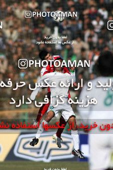 1317896, Isfahan,Fooladshahr, , Iran Pro League، Persian Gulf Cup، 2008-09 season، Second Leg، Week 21، Zob Ahan Esfahan 3 v ۱ Persepolis on 2009/01/03 at Foolad Shahr Stadium