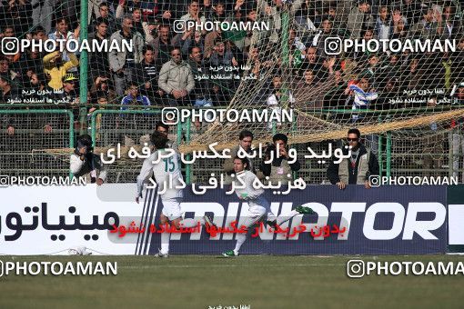 1317945, Isfahan,Fooladshahr, , Iran Pro League، Persian Gulf Cup، 2008-09 season، Second Leg، Week 21، Zob Ahan Esfahan 3 v ۱ Persepolis on 2009/01/03 at Foolad Shahr Stadium