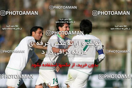 1317743, Isfahan,Fooladshahr, , Iran Pro League، Persian Gulf Cup، 2008-09 season، Second Leg، Week 21، Zob Ahan Esfahan 3 v ۱ Persepolis on 2009/01/03 at Foolad Shahr Stadium