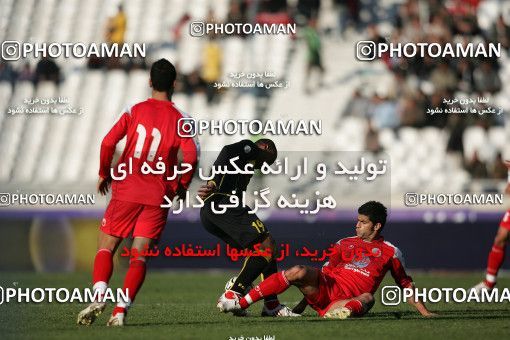 1317581, Tehran, , Iran Pro League، Persian Gulf Cup، 2008-09 season، Second Leg، Week 22، Persepolis ۱ v ۰ Foulad Khouzestan on 2009/01/16 at Azadi Stadium