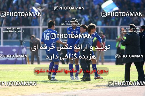 1317379, Shiraz, , Iran Pro League، Persian Gulf Cup، 2008-09 season، Second Leg، Week 22، Bargh Shiraz ۱ v 4 Esteghlal on 2009/01/17 at Hafezieh Stadium