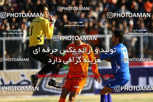 1317395, Shiraz, , Iran Pro League، Persian Gulf Cup، 2008-09 season، Second Leg، Week 22، Bargh Shiraz ۱ v 4 Esteghlal on 2009/01/17 at Hafezieh Stadium