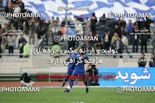 1318305, Tehran, Iran, Iran Pro League، Persian Gulf Cup، 2008-09 season، Second Leg، Week 23، Esteghlal 2 v ۱ Saba Qom on 2009/01/23 at Azadi Stadium