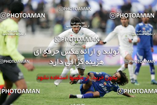 1318376, Tehran, Iran, Iran Pro League، Persian Gulf Cup، 2008-09 season، Second Leg، Week 23، Esteghlal 2 v ۱ Saba Qom on 2009/01/23 at Azadi Stadium