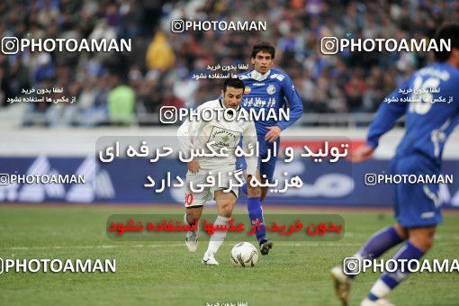 1318423, Tehran, Iran, Iran Pro League، Persian Gulf Cup، 2008-09 season، Second Leg، Week 23، Esteghlal 2 v ۱ Saba Qom on 2009/01/23 at Azadi Stadium