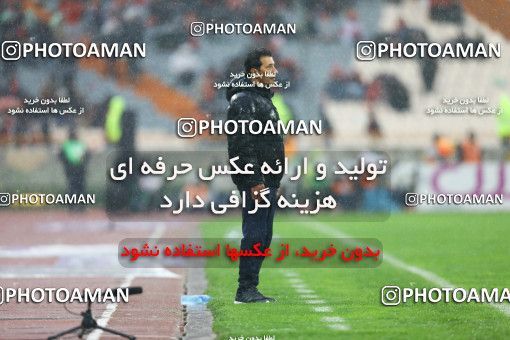 1321301, Tehran, , لیگ برتر فوتبال ایران، Persian Gulf Cup، Week 13، First Leg، Persepolis 0 v 0 Tractor Sazi on 2018/11/25 at Azadi Stadium