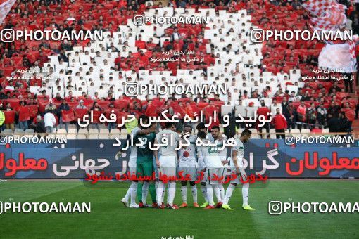 1409239, Tehran, Iran, Iran Pro League، Persian Gulf Cup، 2018-19 season، First Leg، Week 11، Persepolis ۱ v ۰ Zob Ahan Esfahan on 2018/12/04 at Azadi Stadium