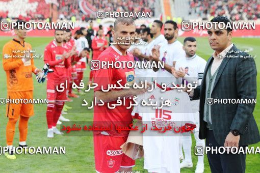 1409128, Tehran, Iran, لیگ برتر فوتبال ایران، Persian Gulf Cup، Week 11، First Leg، Persepolis 1 v 0 Zob Ahan Esfahan on 2018/12/04 at Azadi Stadium