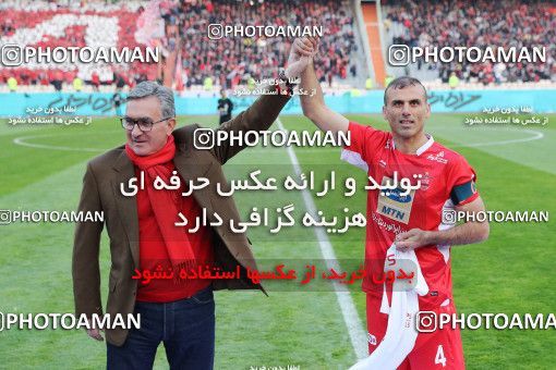 1409184, Tehran, Iran, Iran Pro League، Persian Gulf Cup، 2018-19 season، First Leg، Week 11، Persepolis ۱ v ۰ Zob Ahan Esfahan on 2018/12/04 at Azadi Stadium