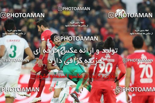 1409177, Tehran, Iran, Iran Pro League، Persian Gulf Cup، 2018-19 season، First Leg، Week 11، Persepolis ۱ v ۰ Zob Ahan Esfahan on 2018/12/04 at Azadi Stadium