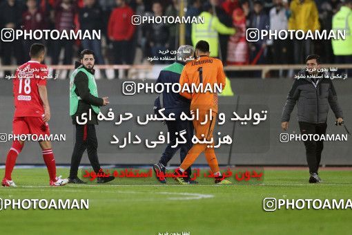 1409278, Tehran, Iran, Iran Pro League، Persian Gulf Cup، 2018-19 season، First Leg، Week 11، Persepolis ۱ v ۰ Zob Ahan Esfahan on 2018/12/04 at Azadi Stadium