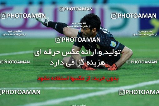 1347609, Abadan, , جام حذفی فوتبال ایران, Quarter-final, Khorramshahr Cup, Sanat Naft Abadan 1 v 3 Saipa on 2018/12/07 at Takhti Stadium Abadan