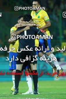 1347640, Abadan, , جام حذفی فوتبال ایران, Quarter-final, Khorramshahr Cup, Sanat Naft Abadan 1 v 3 Saipa on 2018/12/07 at Takhti Stadium Abadan