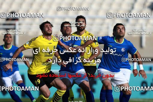 1348783, Ahvaz, , Iran Pro League، Persian Gulf Cup، 2018-19 season، First Leg، Week 15، Esteghlal Khouzestan ۱ v ۱ Sepahan on 2018/12/15 at Ahvaz Ghadir Stadium