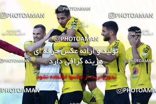 1348760, Ahvaz, , لیگ برتر فوتبال ایران، Persian Gulf Cup، Week 15، First Leg، Esteghlal Khouzestan 1 v 1 Sepahan on 2018/12/15 at Ahvaz Ghadir Stadium