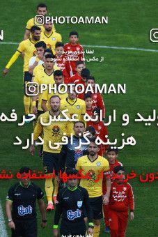 1349110, Tehran, , Iran Pro League، Persian Gulf Cup، 2018-19 season، First Leg، Week 15، Persepolis 3 v ۱ Pars Jonoubi Jam on 2018/12/14 at Azadi Stadium