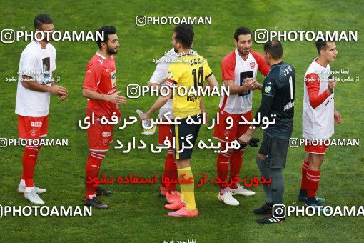 1349149, Tehran, , Iran Pro League، Persian Gulf Cup، 2018-19 season، First Leg، Week 15، Persepolis 3 v ۱ Pars Jonoubi Jam on 2018/12/14 at Azadi Stadium