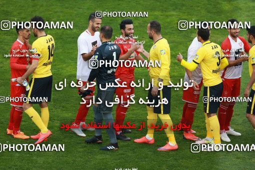 1349125, Tehran, , Iran Pro League، Persian Gulf Cup، 2018-19 season، First Leg، Week 15، Persepolis 3 v ۱ Pars Jonoubi Jam on 2018/12/14 at Azadi Stadium