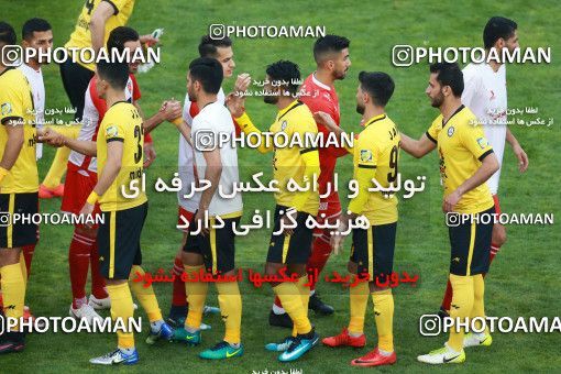 1349108, Tehran, , Iran Pro League، Persian Gulf Cup، 2018-19 season، First Leg، Week 15، Persepolis 3 v ۱ Pars Jonoubi Jam on 2018/12/14 at Azadi Stadium