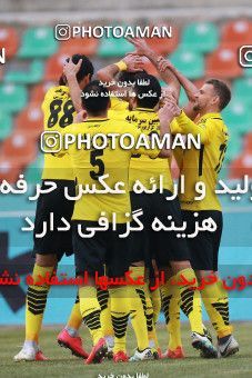 1372876, Tehran,Shahr Qods, , لیگ برتر فوتبال ایران، Persian Gulf Cup، Week 17، Second Leg، Paykan 0 v 1 Sepahan on 2019/02/15 at Shahr-e Qods Stadium