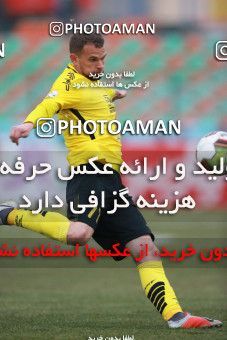 1372781, Tehran,Shahr Qods, , لیگ برتر فوتبال ایران، Persian Gulf Cup، Week 17، Second Leg، Paykan 0 v 1 Sepahan on 2019/02/15 at Shahr-e Qods Stadium