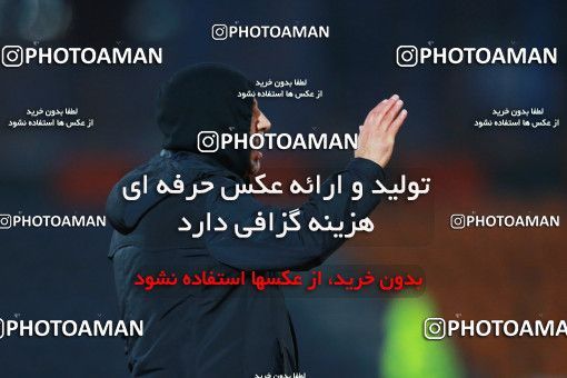 1373178, Tehran,Shahr Qods, , لیگ برتر فوتبال ایران، Persian Gulf Cup، Week 17، Second Leg، Paykan 0 v 1 Sepahan on 2019/02/15 at Shahr-e Qods Stadium