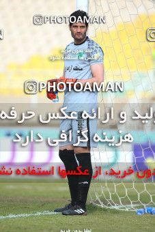 1378848, Ahvaz, , Iran Pro League، Persian Gulf Cup، 2018-19 season، Second Leg، Week 19، Esteghlal Khouzestan ۱ v ۱ Sanat Naft Abadan on 2019/02/22 at Ahvaz Ghadir Stadium