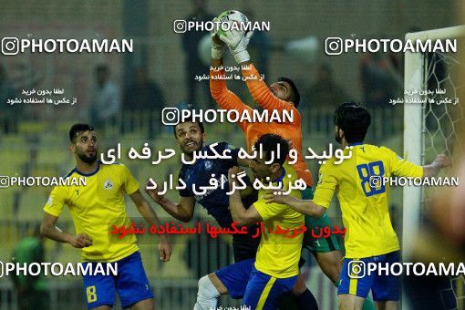 1382279, Masjed Soleyman, , Iran Pro League، Persian Gulf Cup، 2018-19 season، Second Leg، Week 17، Naft M Soleyman ۱ v ۱ Pars Jonoubi Jam on 2019/02/12 at Behnam Mohammadi Stadium