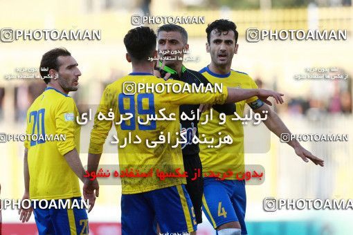 1382640, Ahvaz, , Iran Pro League، Persian Gulf Cup، 2018-19 season، Second Leg، Week 20، Naft M Soleyman 2 v 2 Nassaji Mazandaran F.C on 2019/03/01 at Behnam Mohammadi Stadium