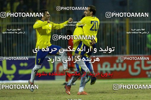 1382687, Ahvaz, , Iran Pro League، Persian Gulf Cup، 2018-19 season، Second Leg، Week 20، Naft M Soleyman 2 v 2 Nassaji Mazandaran F.C on 2019/03/01 at Behnam Mohammadi Stadium