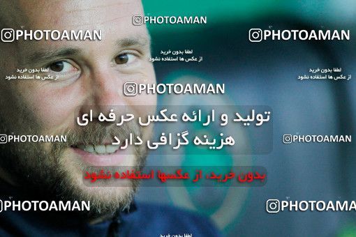 1389099, Isfahan,Fooladshahr, , لیگ برتر فوتبال ایران، Persian Gulf Cup، Week 2، First Leg، Zob Ahan Esfahan 2 v 2 Esteghlal on 2018/08/02 at Foolad Shahr Stadium