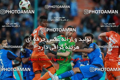 1396175, Tehran, , Iran Pro League، Persian Gulf Cup، 2018-19 season، Second Leg، Week 24، Esteghlal ۰ v ۰ Saipa on 2019/04/03 at Azadi Stadium