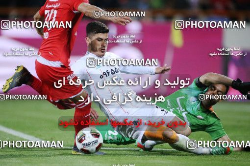 1407897, Tehran, , Iran Pro League، Persian Gulf Cup، 2018-19 season، Second Leg، Week 25، Persepolis 3 v 2 Saipa on 2019/04/13 at Azadi Stadium