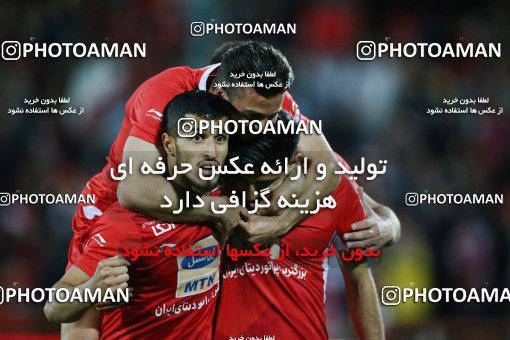 1407838, Tehran, , Iran Pro League، Persian Gulf Cup، 2018-19 season، Second Leg، Week 25، Persepolis 3 v 2 Saipa on 2019/04/13 at Azadi Stadium